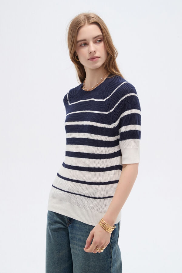 REMERA ESCARETO 70809 GUSTO 1 image number null