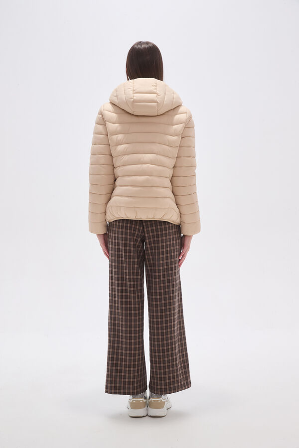 CAMPERA TALICADA BEIGE CLARO image number null