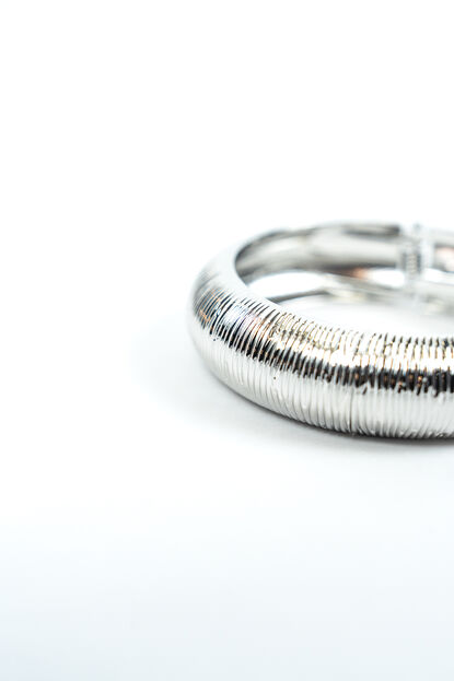 Brazalete Lin PLATEADO image number null