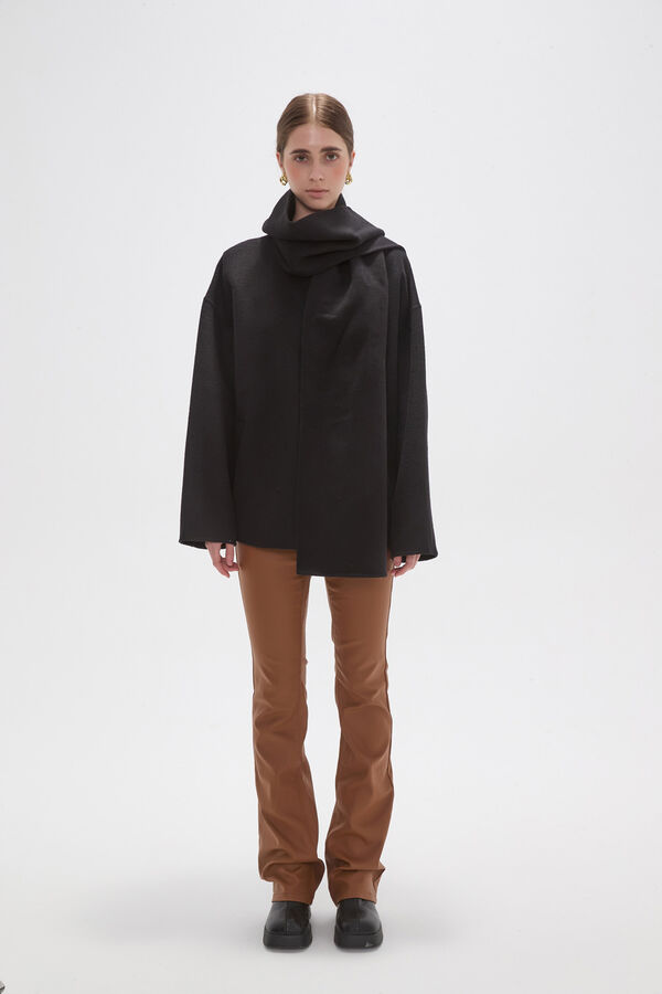 CHAQUETA LONTAN NEGRO image number null