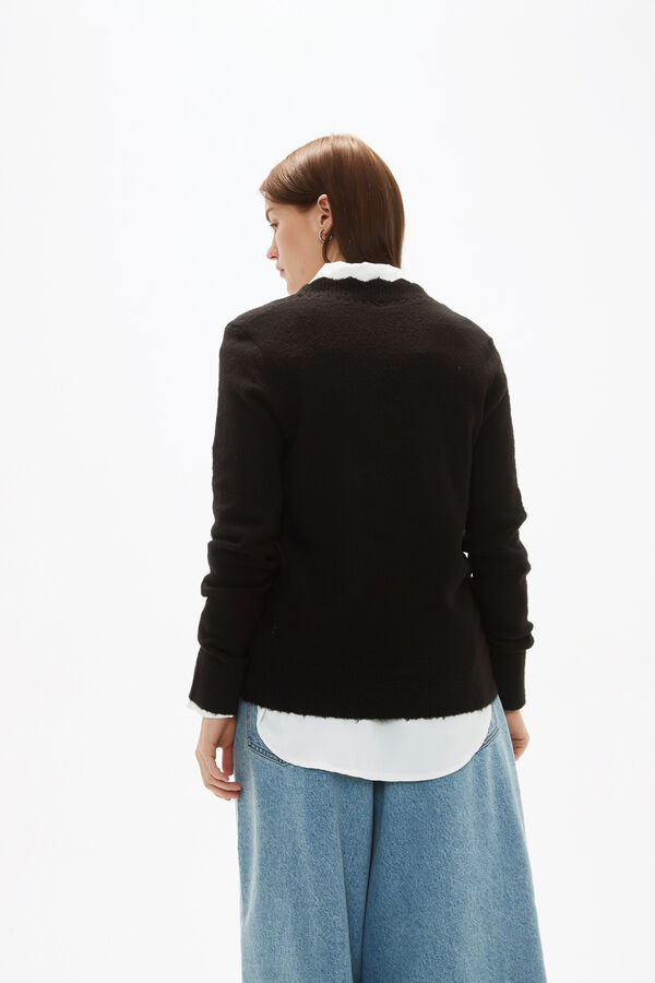 SWEATER TAURIN NEGRO image number null