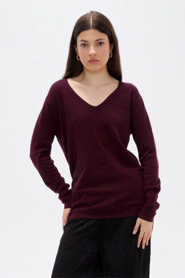 REMERA QUELITH CEREZA OSCURO image number null
