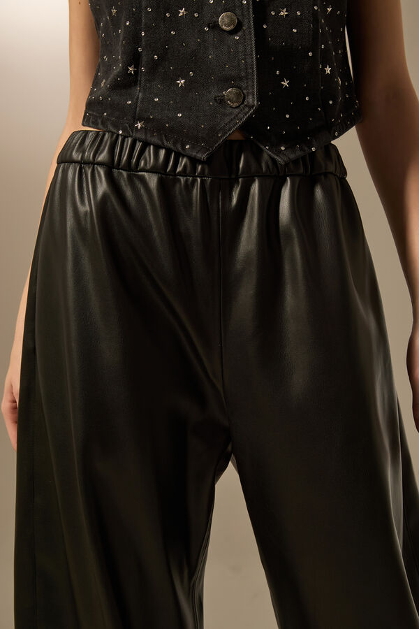 BABUCHA FYNROS NEGRO image number null