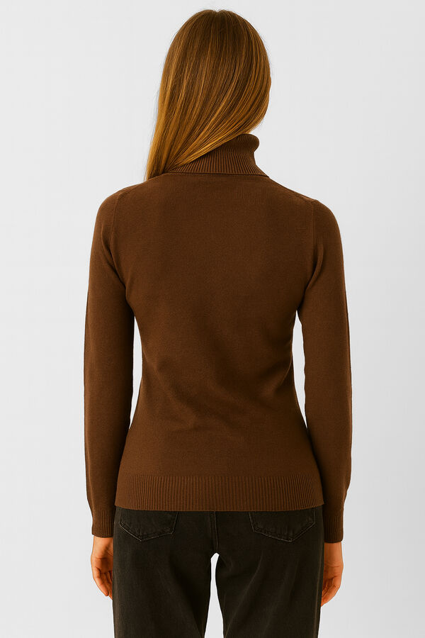 POLERA SABADELL CHOCOLATE image number null