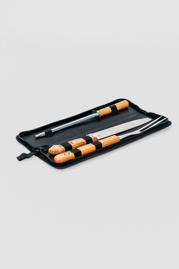 Accesorios para Parrilla Set de 3 piezas. Pinchos y cuchilla con estuche COLOR UNICO image number null