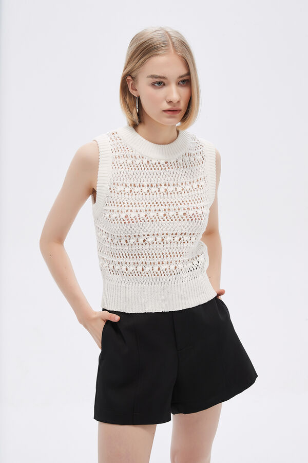 TOPS COULDE MARFIL  / OFF WHITE image number null
