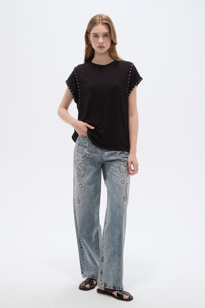 REMERA UMEA 70809 NEGRO image number null
