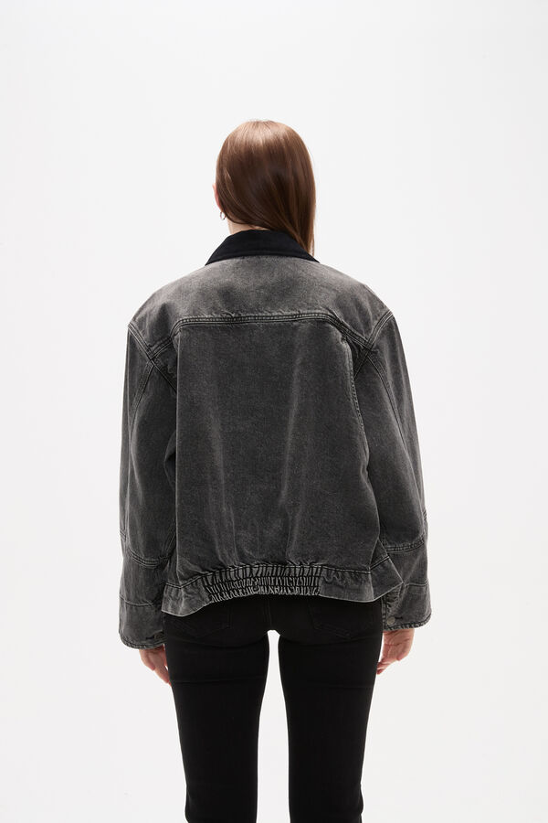 CAMPERA RALON GRIS OSCURO image number null