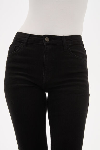 PANTALON KIMAR NEGRO image number null