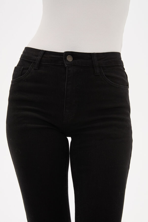 PANTALON KIMAR NEGRO image number null