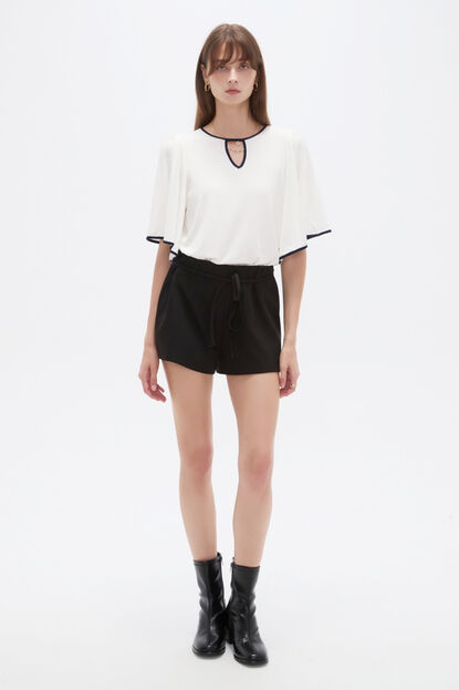 SHORT MILAE 70809 NEGRO image number null
