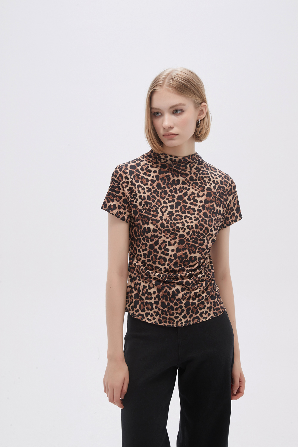 REMERA UESTER GUSTO 1